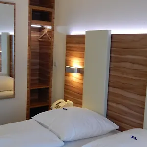 Otel Daniel